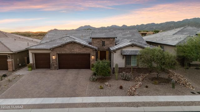 13725 N Hidden Springs Drive, Oro Valley, AZ 85755