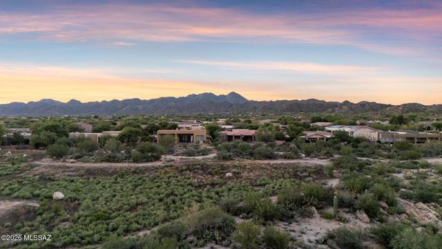 13725 N Hidden Springs Drive, Oro Valley, AZ 85755
