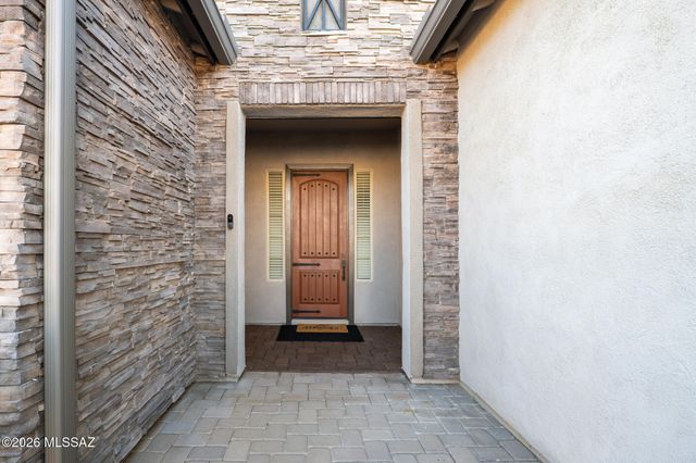 13725 N Hidden Springs Drive, Oro Valley, AZ 85755