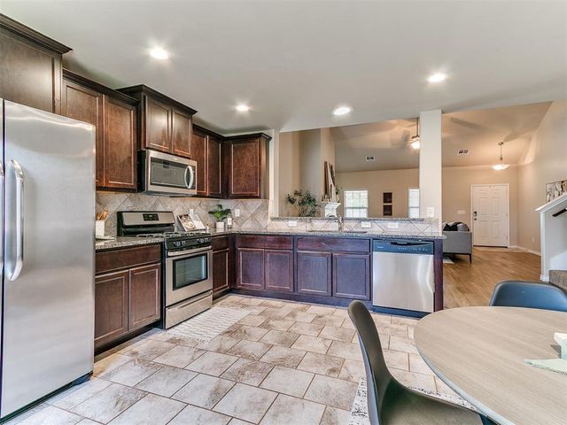 14825 Slippery Falls Falls, Oklahoma City, OK 73142