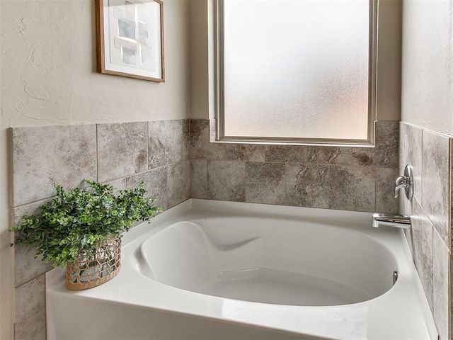 14825 Slippery Falls Falls, Oklahoma City, OK 73142