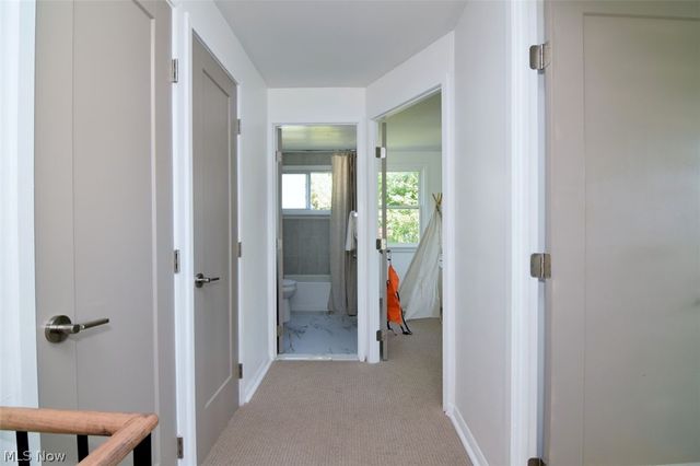 6413 Longridge Road, Mayfield Heights, OH 44124