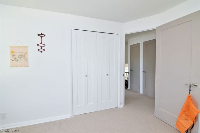 6413 Longridge Road, Mayfield Heights, OH 44124