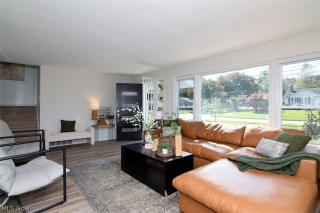 6413 Longridge Road, Mayfield Heights, OH 44124
