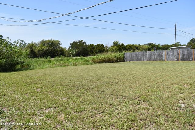 3134 Edgewood Drive NE, Palm Bay, FL 32905