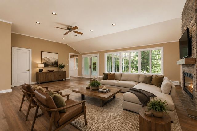 19 Lawridge Heights, Ludlow, VT 05149