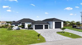 1221 NE 19th AVE, Cape Coral, FL 33909