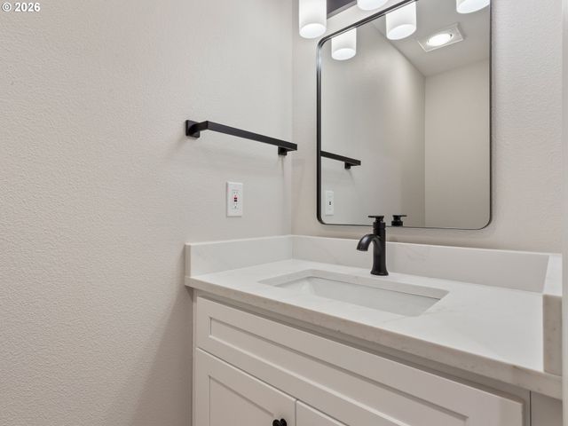 3300 Ne 164TH St X1, Ridgefield, WA 98642