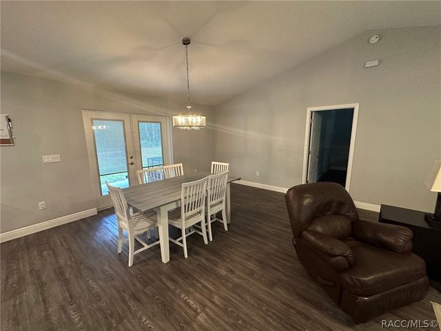 8434 N Vardon Road, Citrus Springs, FL 34434