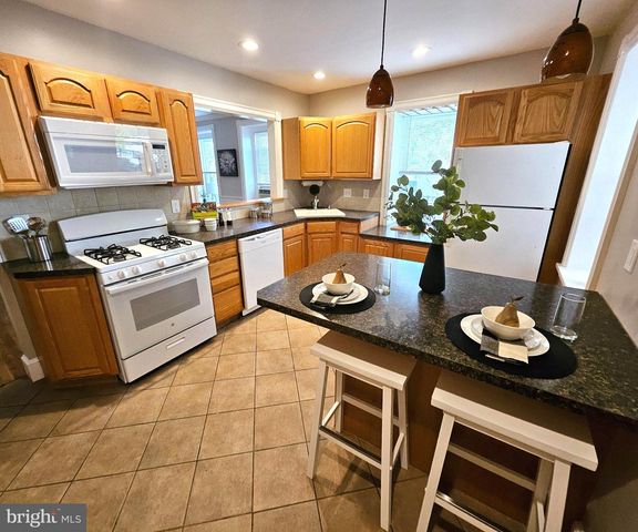 249 HIGHLAND AVE, Wayne, PA 19087