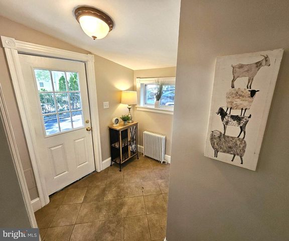 249 HIGHLAND AVE, Wayne, PA 19087