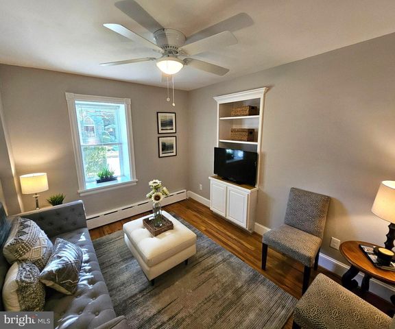 249 HIGHLAND AVE, Wayne, PA 19087