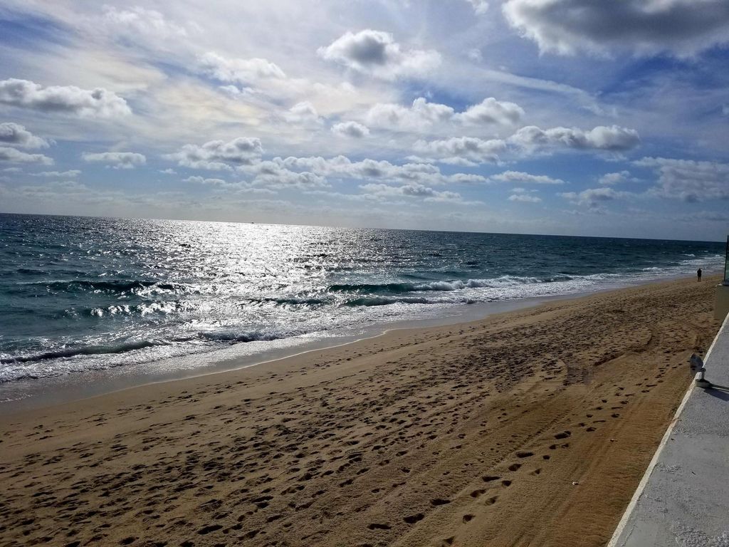 3570 S Ocean Boulevard 807, South Palm Beach, FL 33480