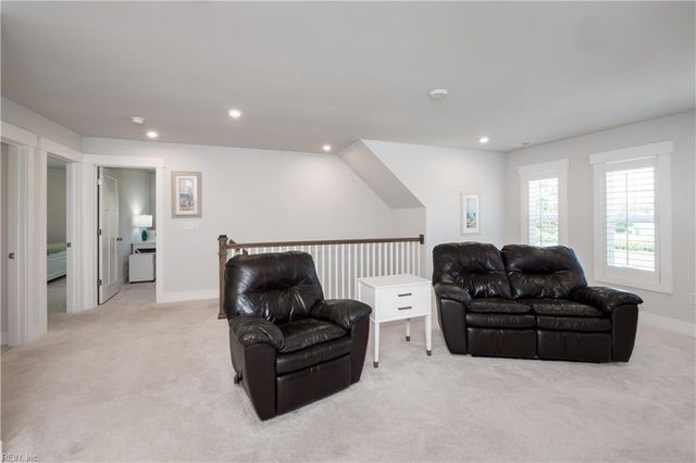 412 27th ST A, Virginia Beach, VA 23451