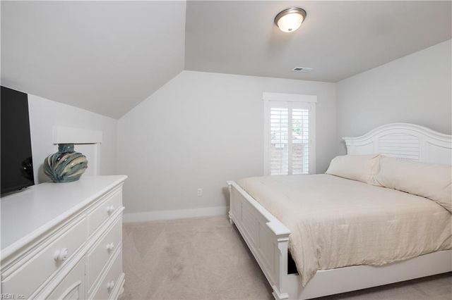 412 27th ST A, Virginia Beach, VA 23451