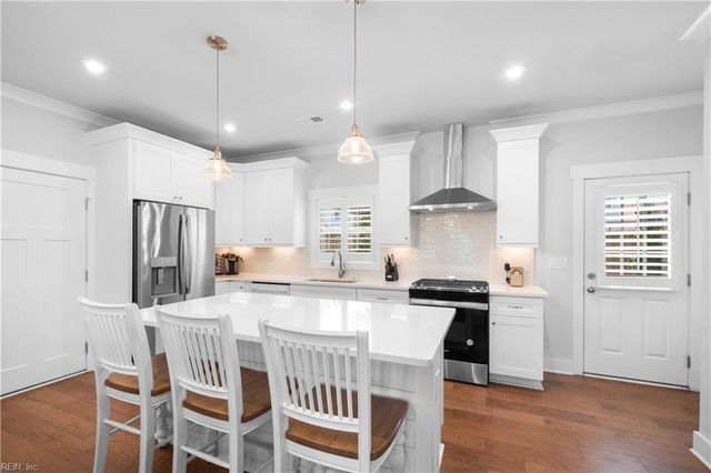 412 27th ST A, Virginia Beach, VA 23451