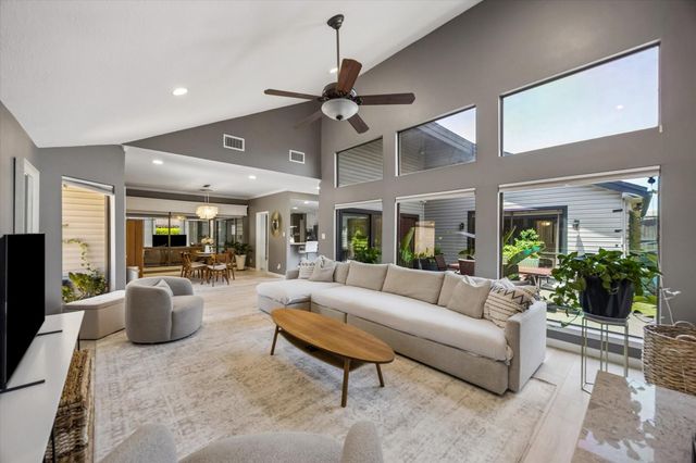 11646 Manor Park Drive, Houston, TX 77077