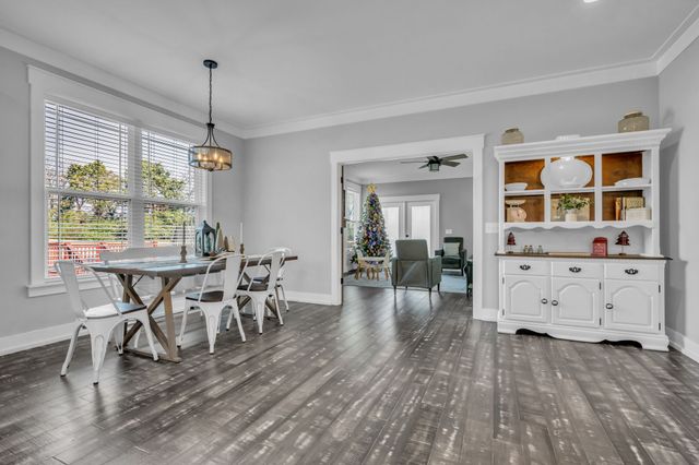 2008 Oldham Ter, Dickson, TN 37055