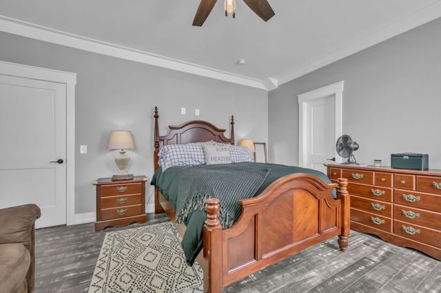 2008 Oldham Ter, Dickson, TN 37055