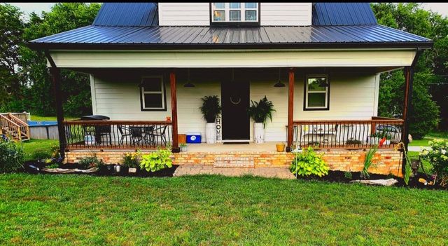 2008 Oldham Ter, Dickson, TN 37055