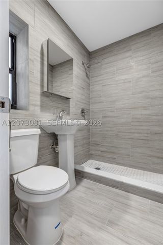 620 SW 6th Ave, Miami, FL 33130