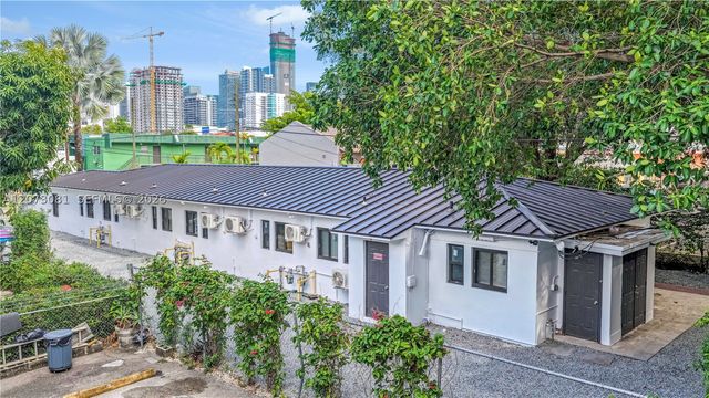 620 SW 6th Ave, Miami, FL 33130