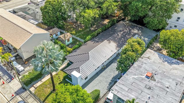 620 SW 6th Ave, Miami, FL 33130