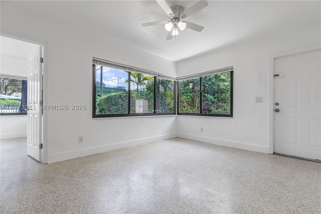 620 SW 6th Ave, Miami, FL 33130