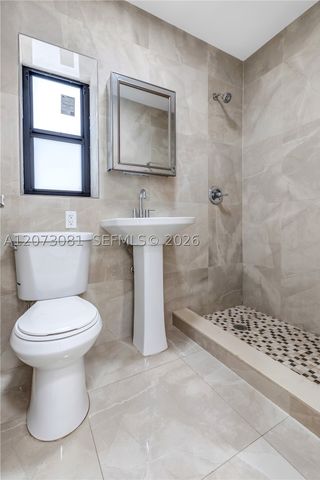 620 SW 6th Ave, Miami, FL 33130