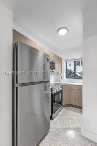 620 SW 6th Ave, Miami, FL 33130
