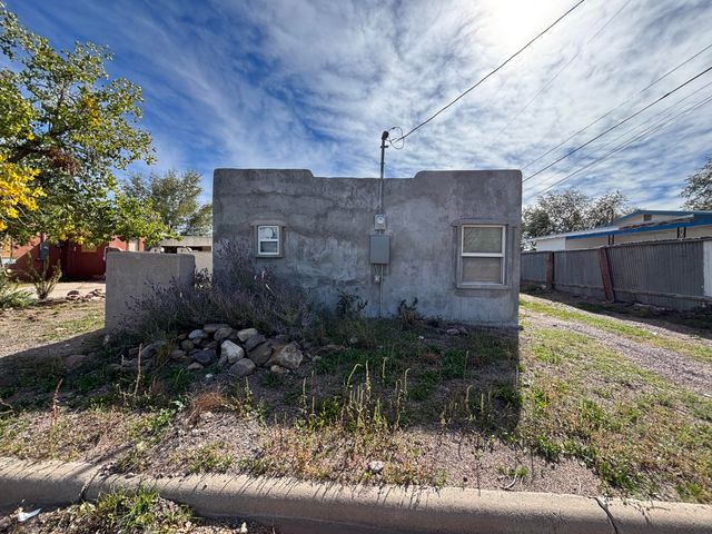 433 SCHOOL OF MINES Road, Socorro, NM 87801