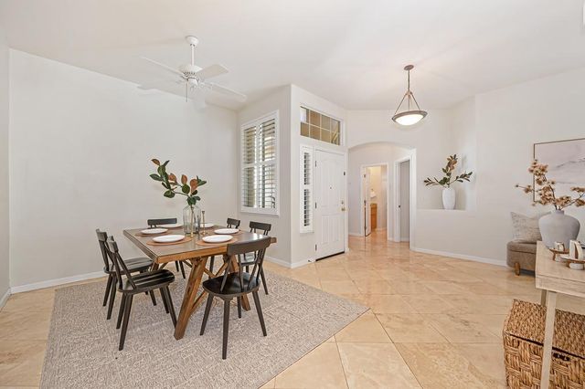 6221 Summer Cloud Dr, Rocklin, CA 95765