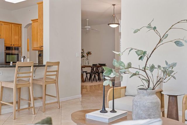 6221 Summer Cloud Dr, Rocklin, CA 95765
