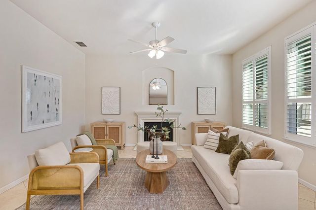 6221 Summer Cloud Dr, Rocklin, CA 95765