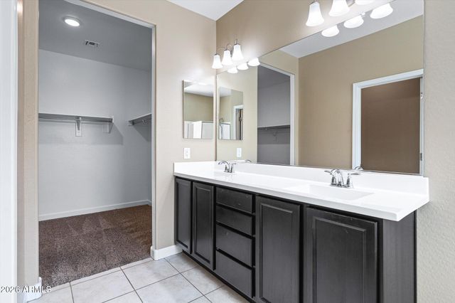 4120 W WHITE CANYON Road, San Tan Valley, AZ 85144