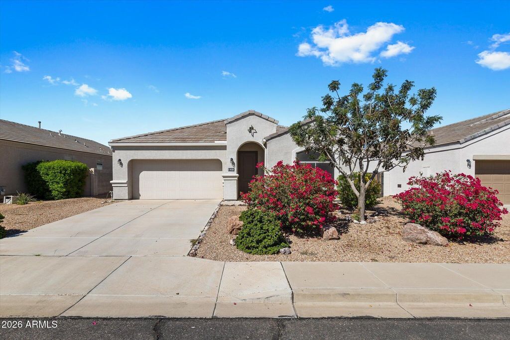 4120 W WHITE CANYON Road, San Tan Valley, AZ 85144