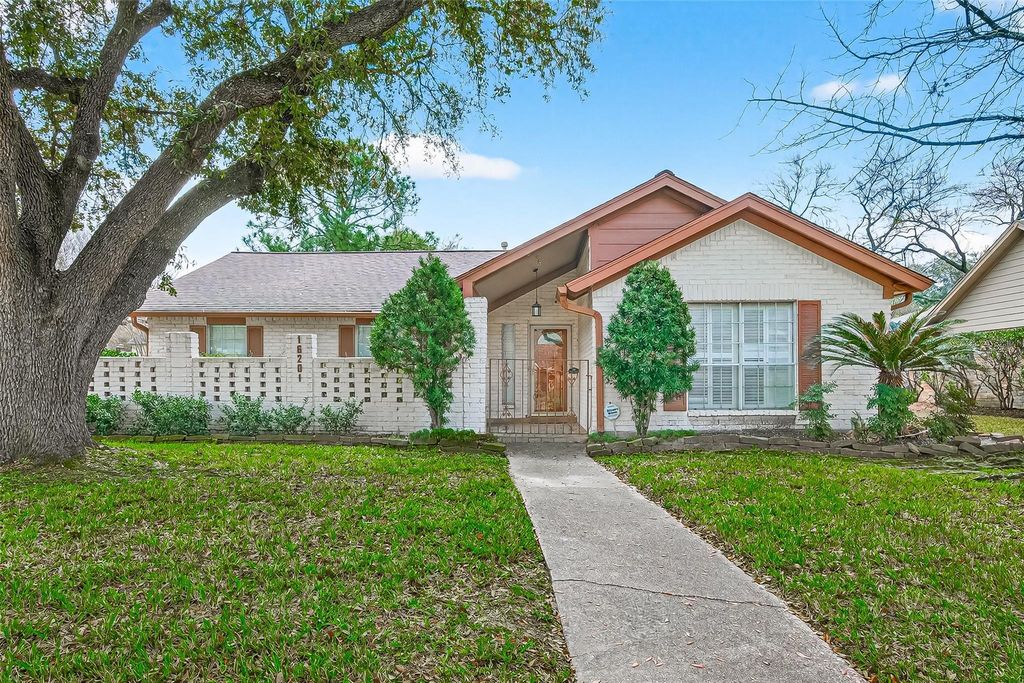 16201 Congo Lane, Jersey Village, TX 77040