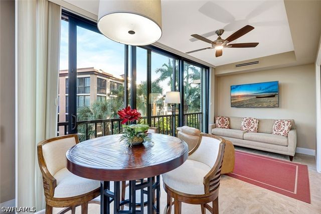 6820 PELICAN BAY BLVD 133, Naples, FL 34108