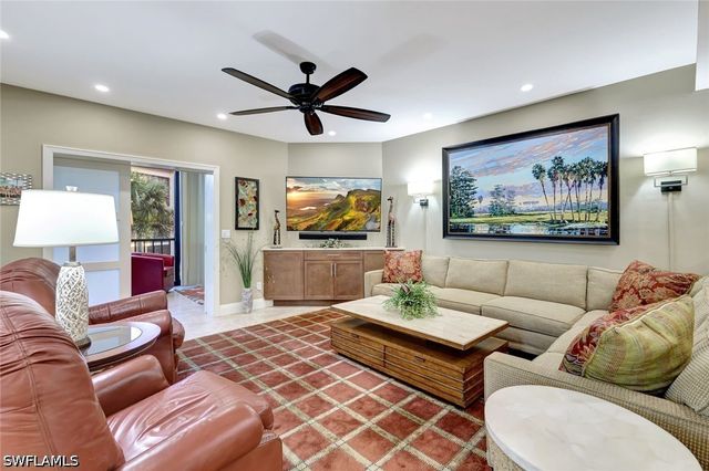 6820 PELICAN BAY BLVD 133, Naples, FL 34108