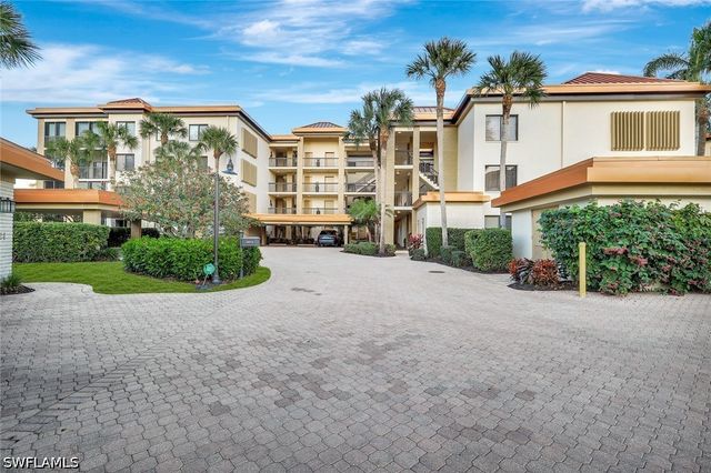 6820 PELICAN BAY BLVD 133, Naples, FL 34108
