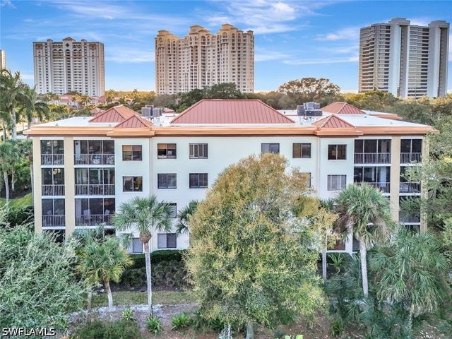 6820 PELICAN BAY BLVD 133, Naples, FL 34108