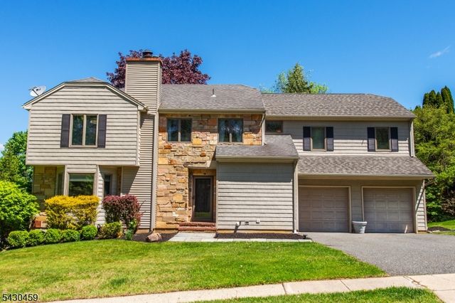 20 Knob Hill Rd, Washington Twp., NJ 07840