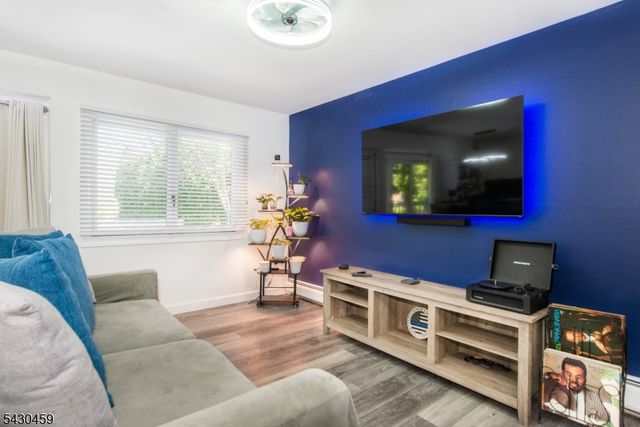 20 Knob Hill Rd, Washington Twp., NJ 07840