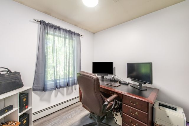 20 Knob Hill Rd, Washington Twp., NJ 07840
