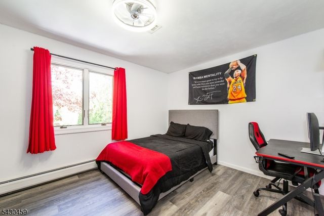 20 Knob Hill Rd, Washington Twp., NJ 07840