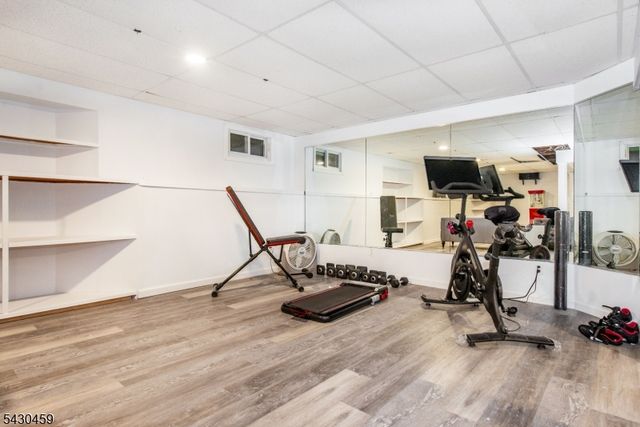 20 Knob Hill Rd, Washington Twp., NJ 07840