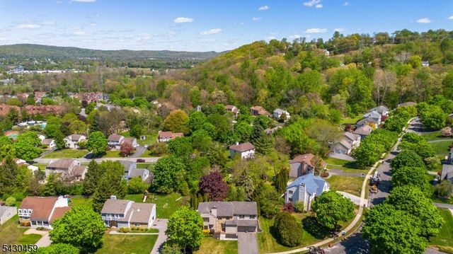 20 Knob Hill Rd, Washington Twp., NJ 07840