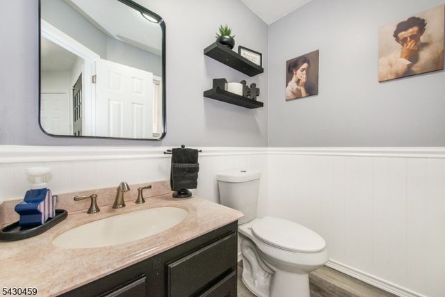 20 Knob Hill Rd, Washington Twp., NJ 07840