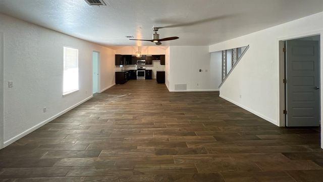 8401 Azurewood Drive, Oklahoma City, OK 73135