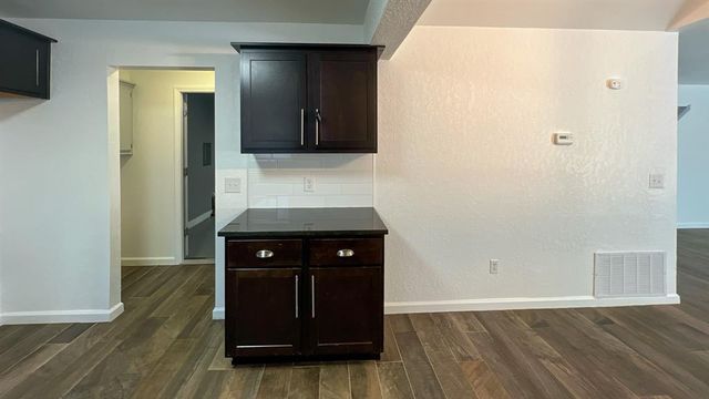 8401 Azurewood Drive, Oklahoma City, OK 73135